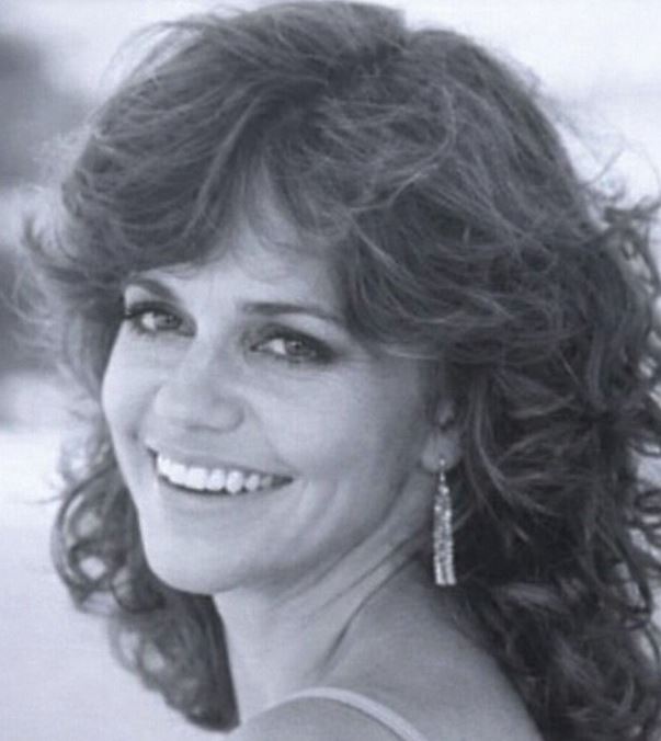 Sally Field, 78, Recognized for Her Honest and Authentic Perspective