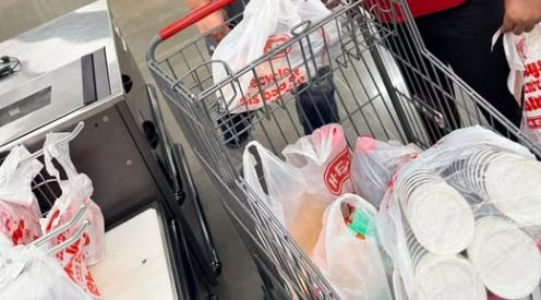 A Simple Moment at the Grocery Store Became a Memory I’ll Never Forget