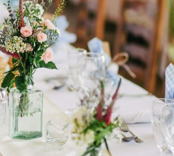 A Bride’s Mother Quietly Protected Her Daughter’s Future Before the Wedding