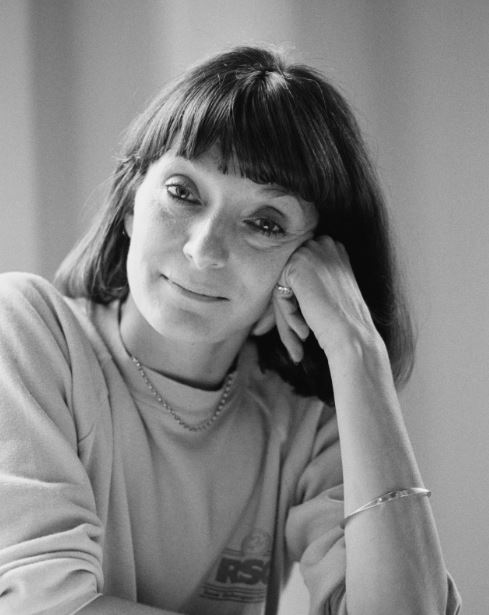 ‘The Crown’ and ‘Downton Abbey’ Actress Jane Lapotaire Dies at 81