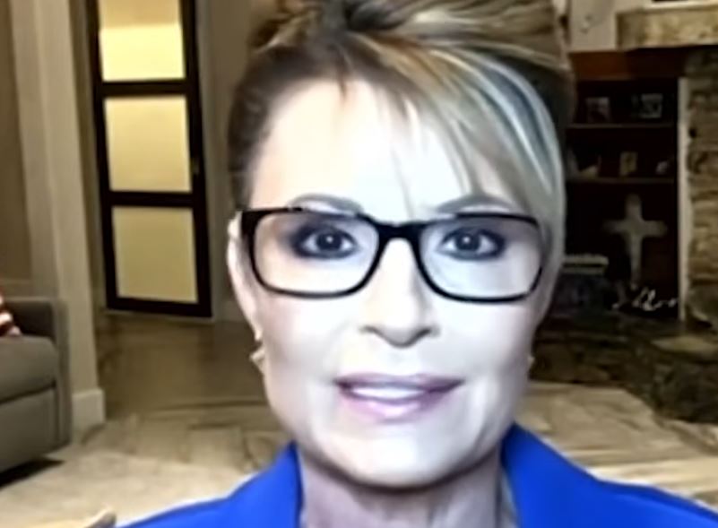 Sarah Palin Draws Attention With Confident New Photos and Timeless Style